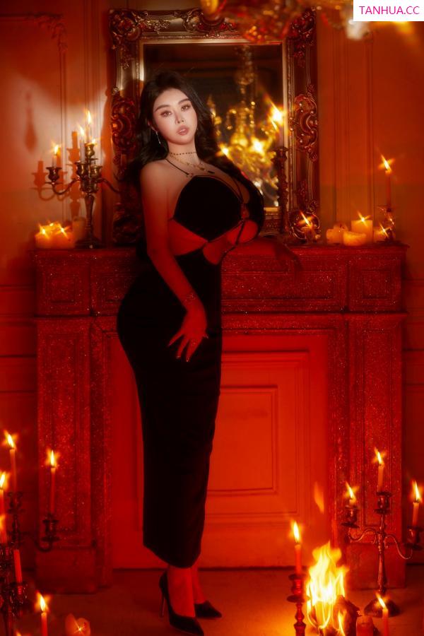 黛诺欣 戴渃欣 [XiuRen]高清写真图 2024.07.18 No.8878 戴渃欣 美乳性感第10张图片